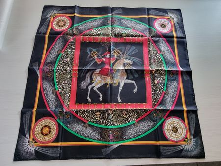 Hermès, carré de soie vintage neuf 90x90 rare original 