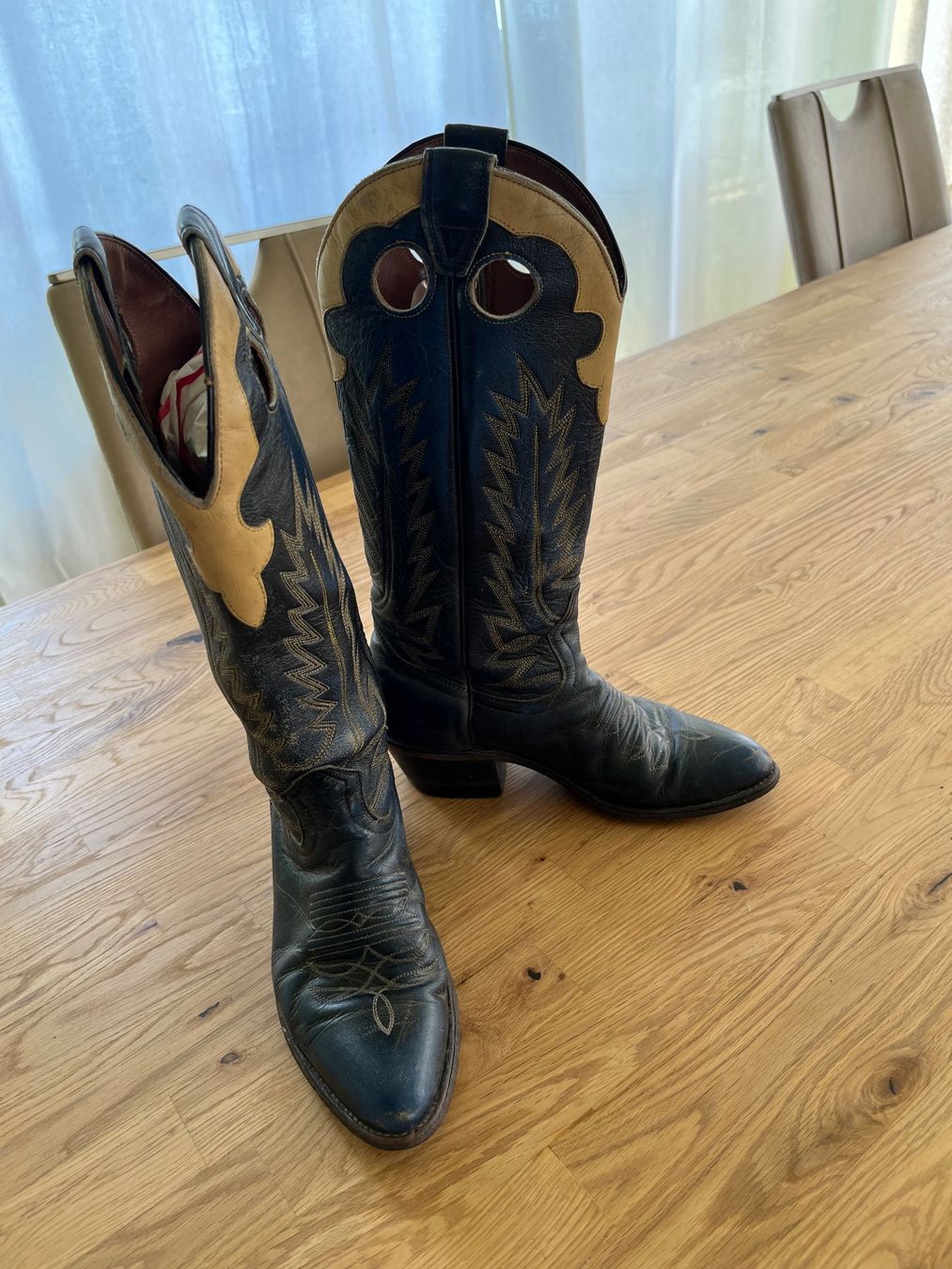 Scarpe da donna: Cowboy Boots Boulet, size 7 / 38.5 – Usato da couvet venduto da Warabiise 1