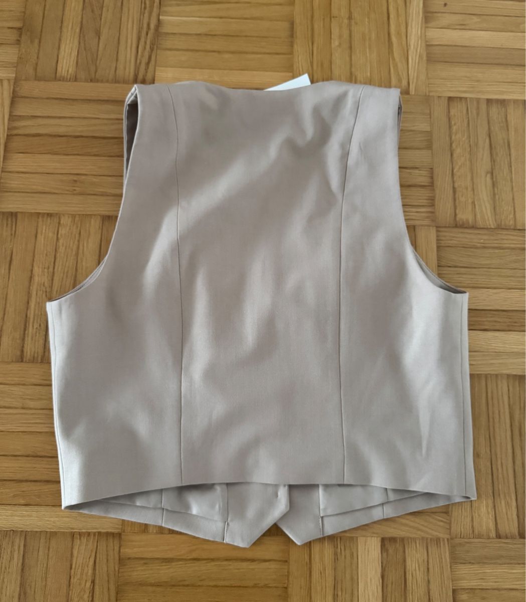 H&M Gilet & Giacche senza maniche: H&M Weste Gr. 40 – Nuovo e nell'imballaggio originale da Wetzikon ZH venduto da tuna83 3