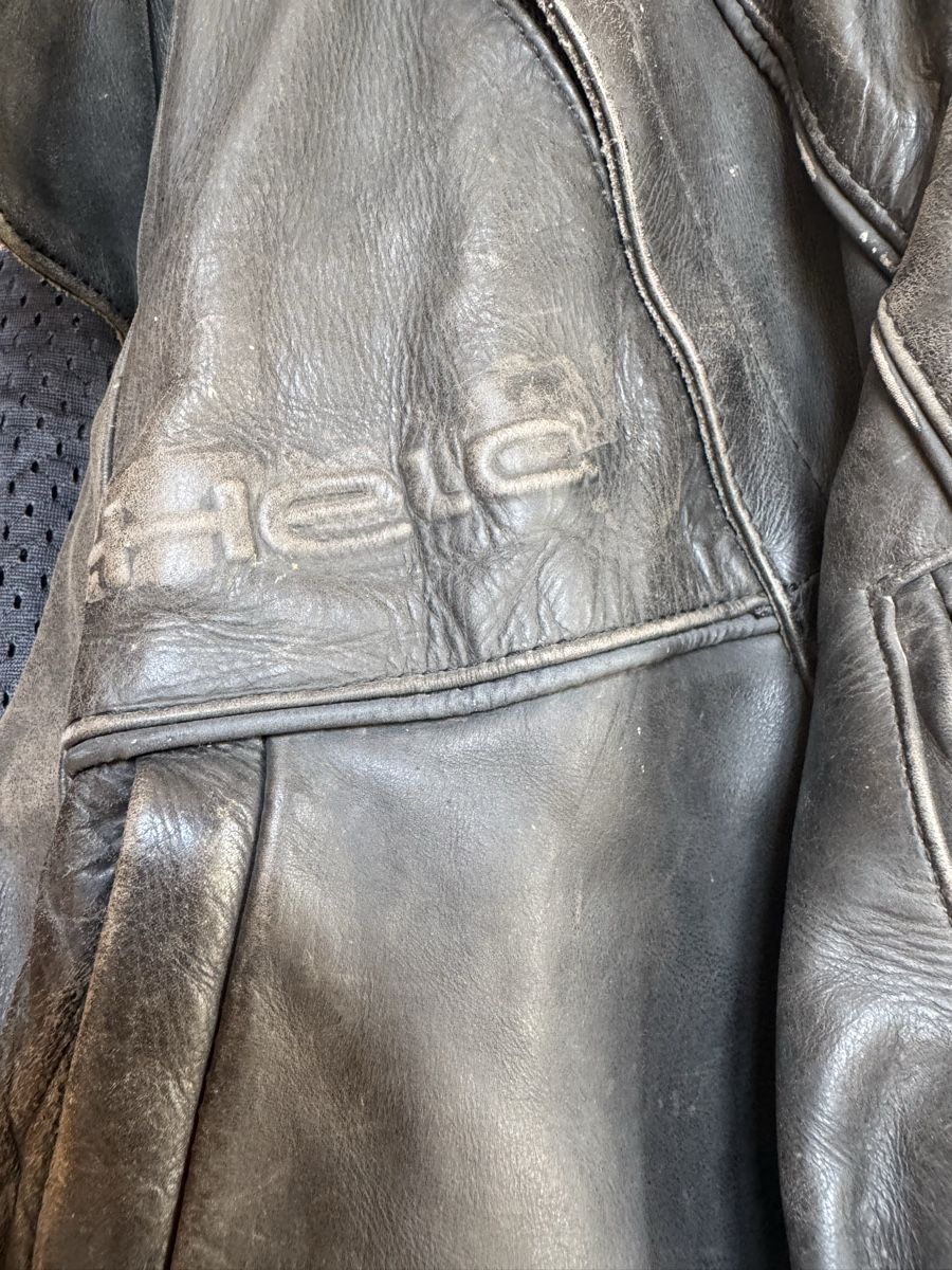 Giacche: Veste de moto en cuir – Usato da Auvernier venduto da Tatel2012 2