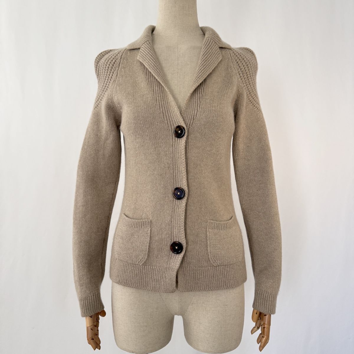 Maglioni & Felpe: IRIS von ARNIM Cashmere Cardigan – Nuovo (secondo la descrizione) da Emmen venduto da Avviivva_Com2023