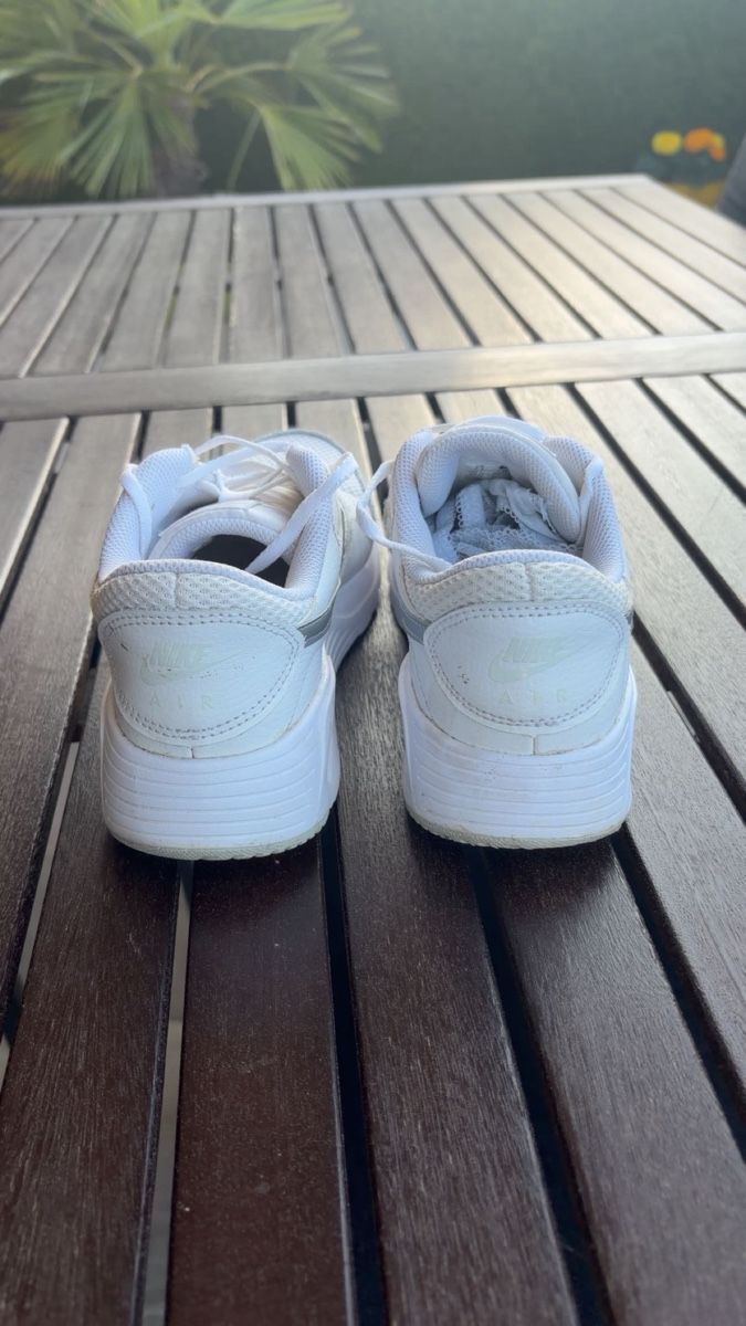 Nike Chaussures hommes: Nike Air Max taille 38.5 – D'occasion à Savièse par cinal 2