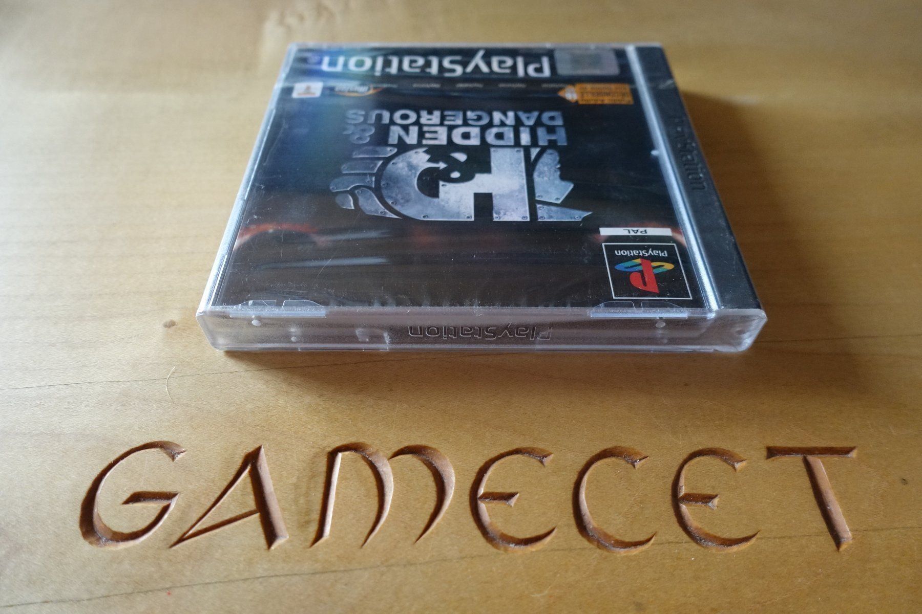 Sony Giochi: Hidden & Dangerous - französisch – Nuovo e nell'imballaggio originale da Steinach venduto da Gamecet 4