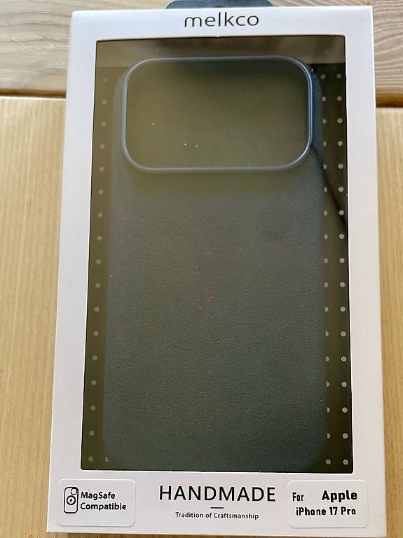 Cover & Protezioni schermo: Une coque/case Melkco pour iPhone 17 Pro – Usato da Borex venduto da Lena_Mi