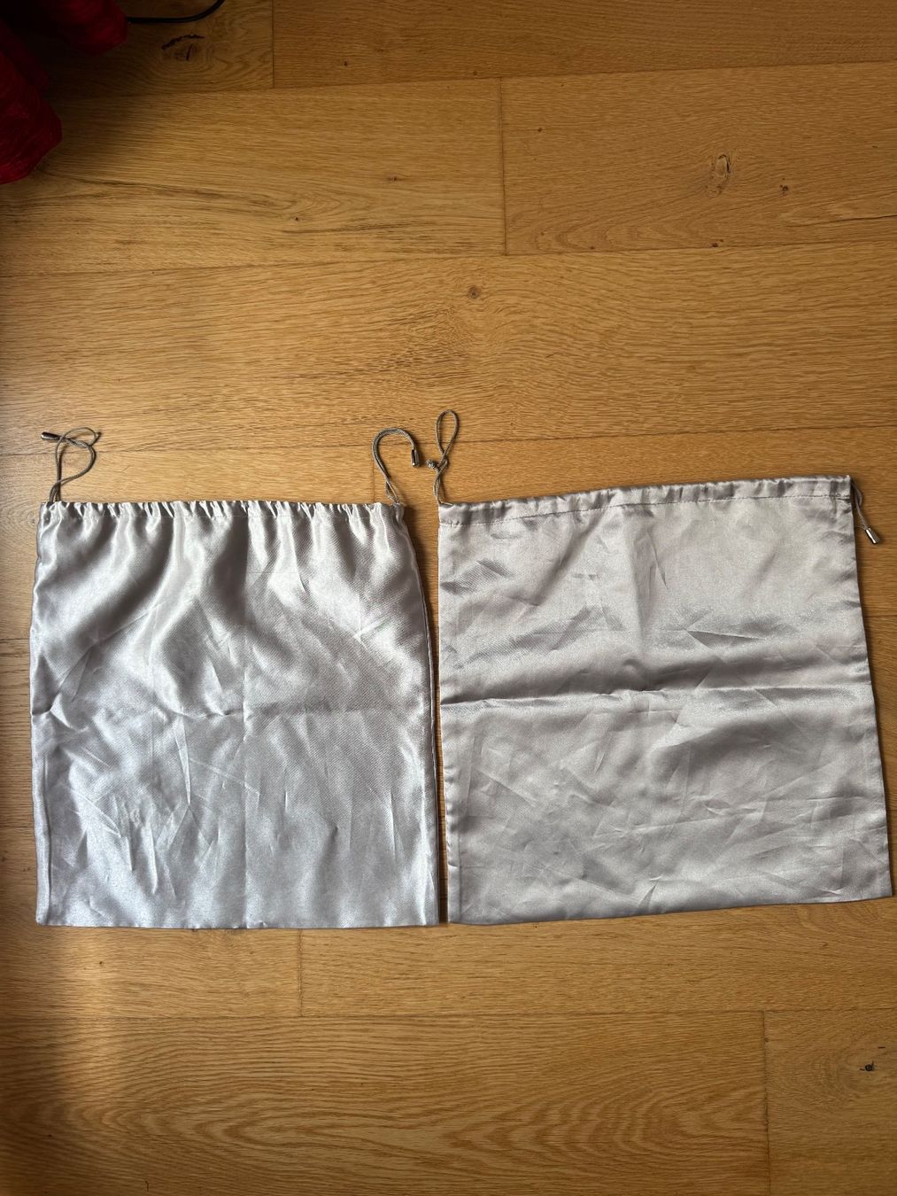 Taschen: Giuseppe Zanotti Dustbags 2 x – Gebraucht aus Salmsach von bubu61 2