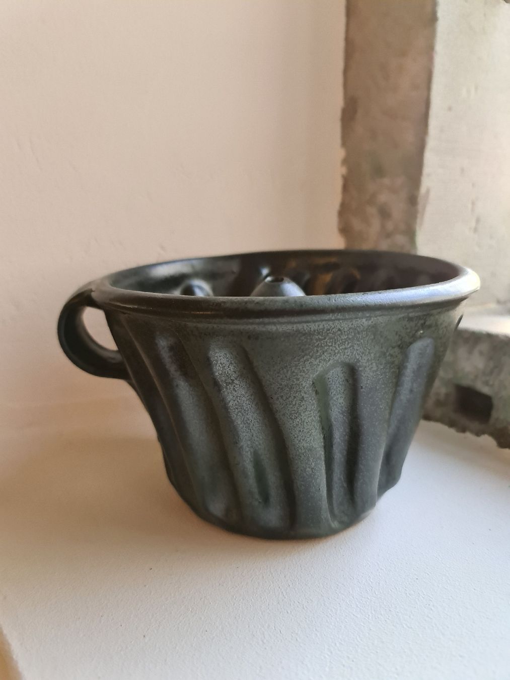 Moules à gâteaux: Antike Backform, dunkelgrün – D'occasion à Uster par Cruleye 1