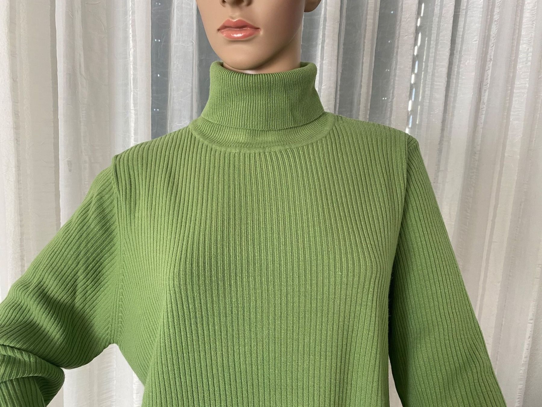 Pullover & Sweatshirts: Perfekter Auftritt - toller Rollkragenpullover, L/XL – Neu (gemäss Beschreibung) aus Winkel von ferrari2022