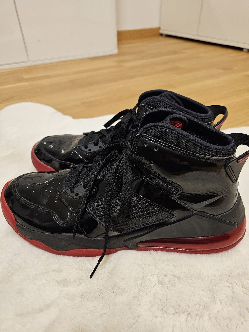 Jordan Scarpe da uomo: Nike Air Jordan Mars 270 gr.45 – Usato da Bulle venduto da Diamant.15 3
