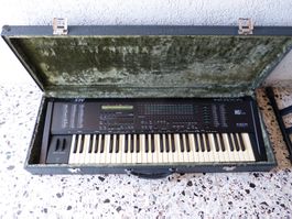 Solton MS 5 Multi Synthesis Keyboard + Koffer + 2 Pedalen