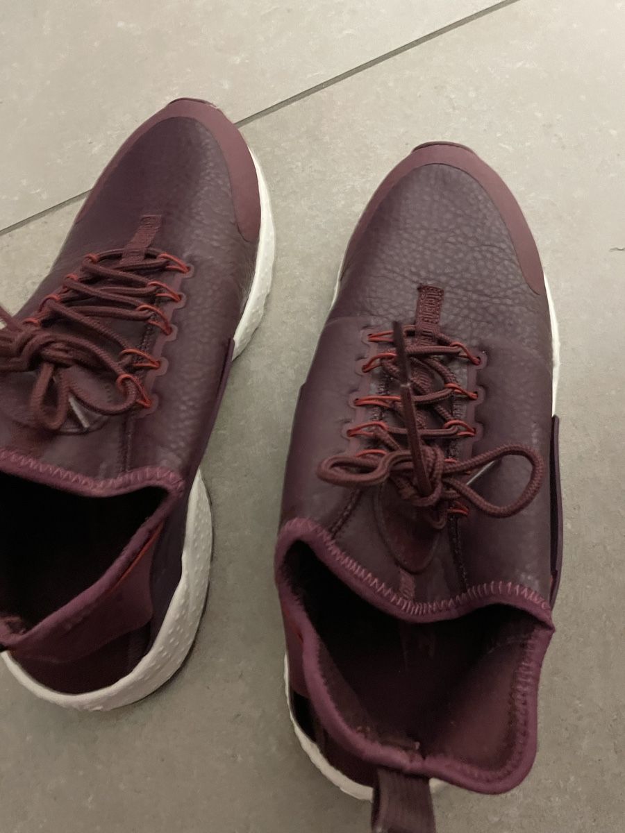 Nike Scarpe da uomo: Nike Sneakers – Nuovo (secondo la descrizione) da Zunzgen venduto da mel_y6w2