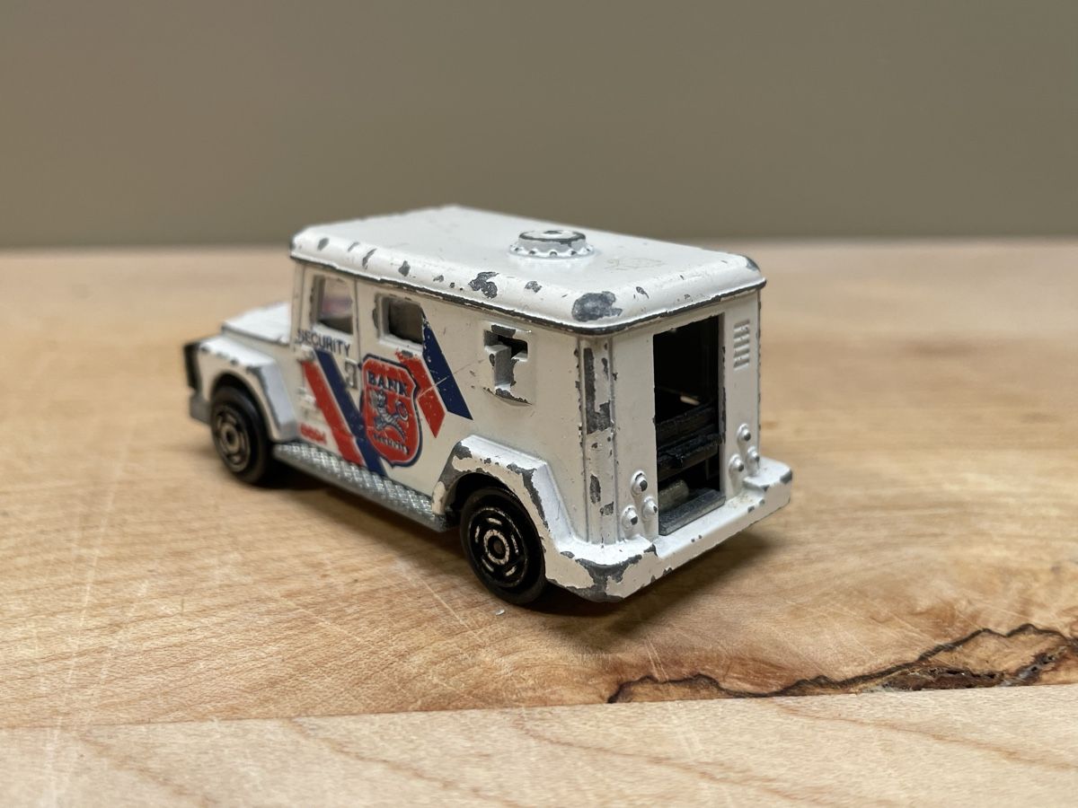 Majorette Voitures modèles: Majorette Bank Security Geldtransporter – D'occasion à Frauenfeld par Challenger77 1