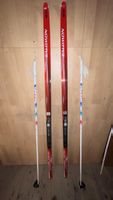 langlauf ski, stöcke und schuhe