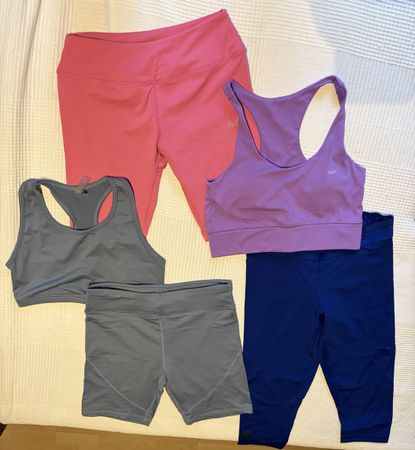 Sportbekleidung Paket 