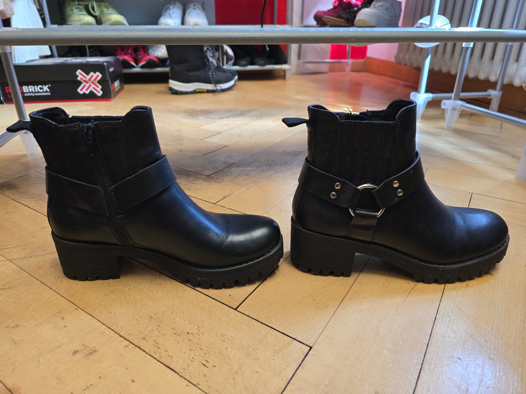 Graceland Scarpe da donna: Graceland Schuhe Grösse 36 – Usato da Schönenwerd venduto da Chez_Mimi