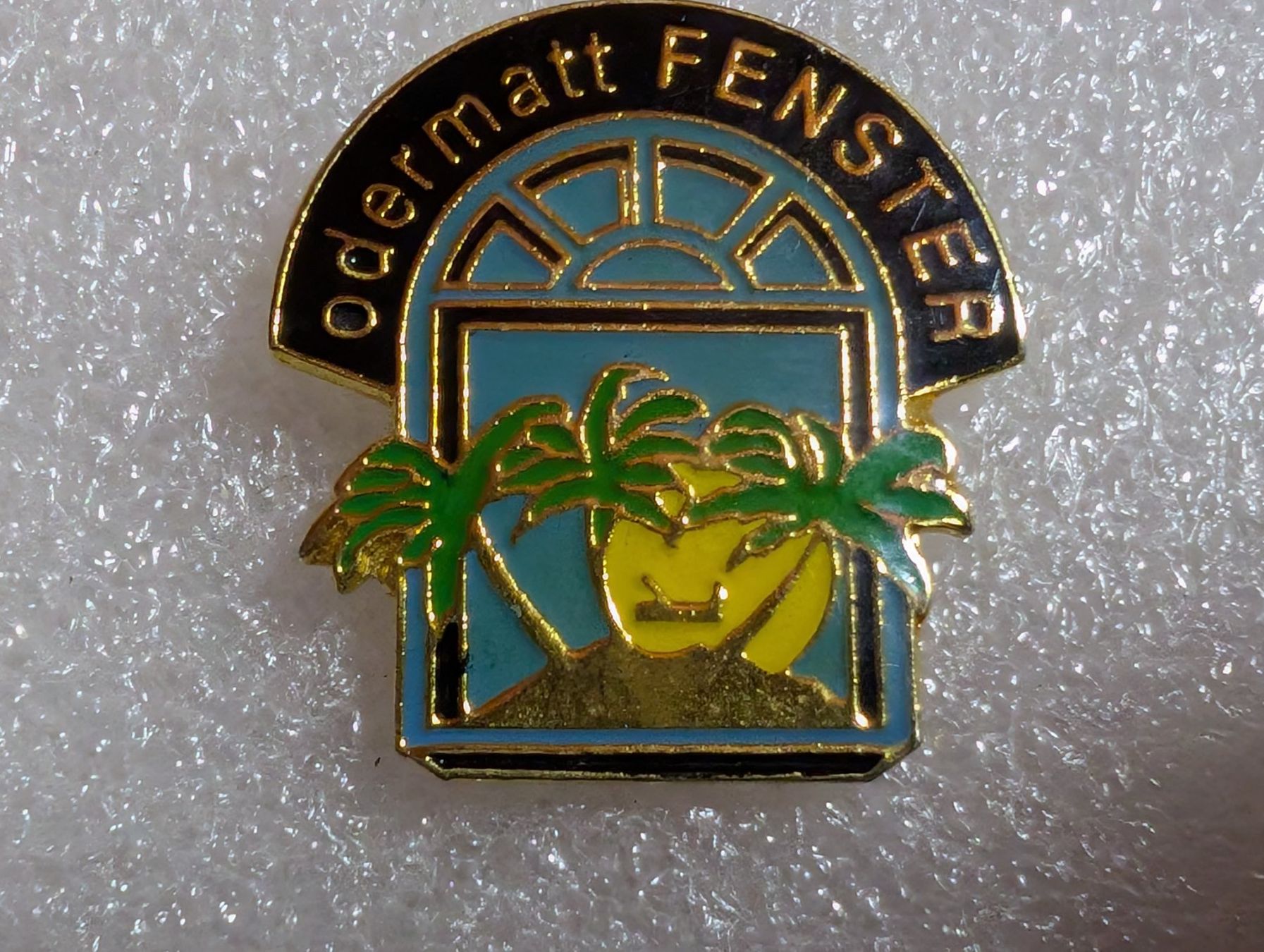 Placchette & Badge: Ansteckpin 246: Odermatt Fenster – Usato da Oppligen venduto da Pin-Fall-Shop