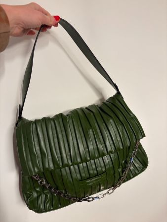 Sac Karl Lagerfeld x Amber Valetta vegan kaki