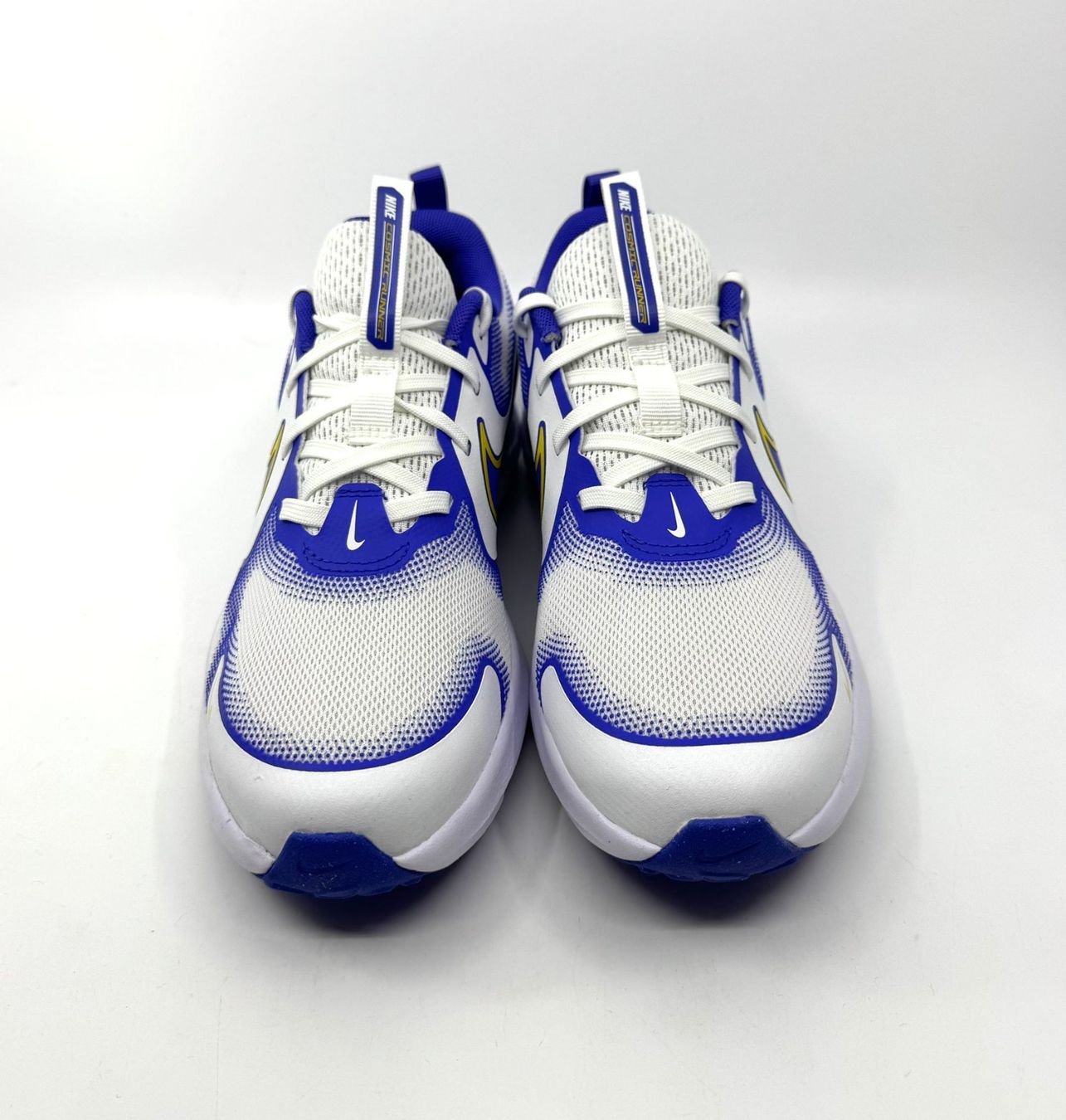 Nike Herrenschuhe: Nike Cosmic Runner (Grösse 38) NEU – Neu und originalverpackt aus Herisau von Seyashop1 2