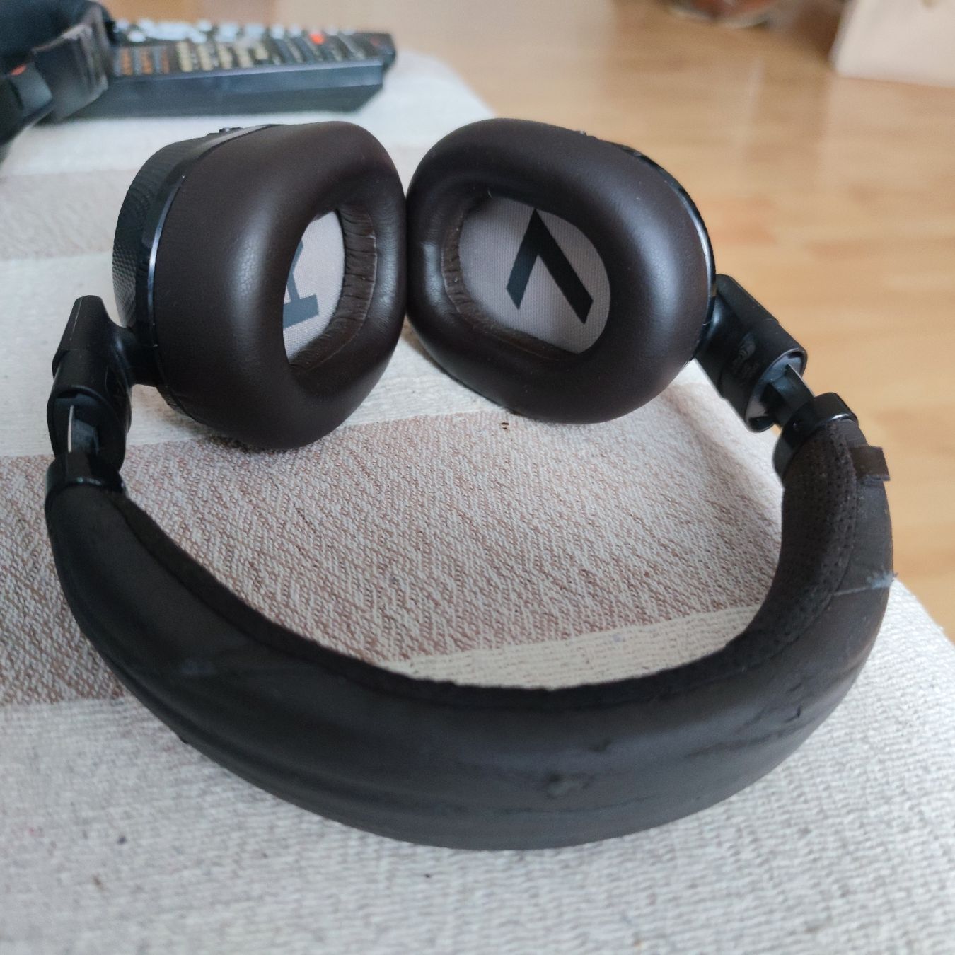 Plantronics Kopfhörer: Plantronics Back Beat Pro 2 – Gebraucht aus Meggen von Malecifent 2