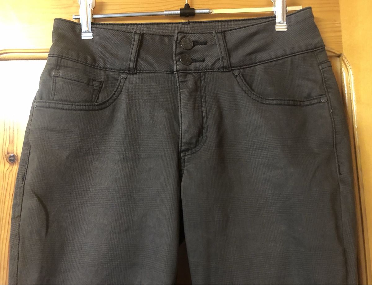 Buena Vista Pantaloni: Wunderschöne HOSE, Buena Vista TUMMYLESS, Gr.S – Nuovo (secondo la descrizione) da Mühlebach (Goms) venduto da chr_q6d8 3