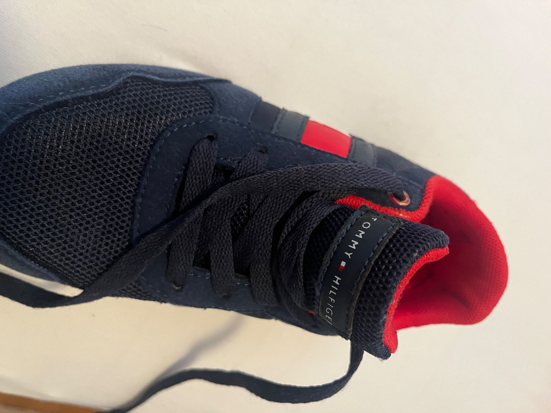 Tommy Hilfiger Scarpe per ragazzi: Tomyhilfiger Turnschuhe Gr. 33! – Nuovo (secondo la descrizione) da Baden venduto da Sandra148 7