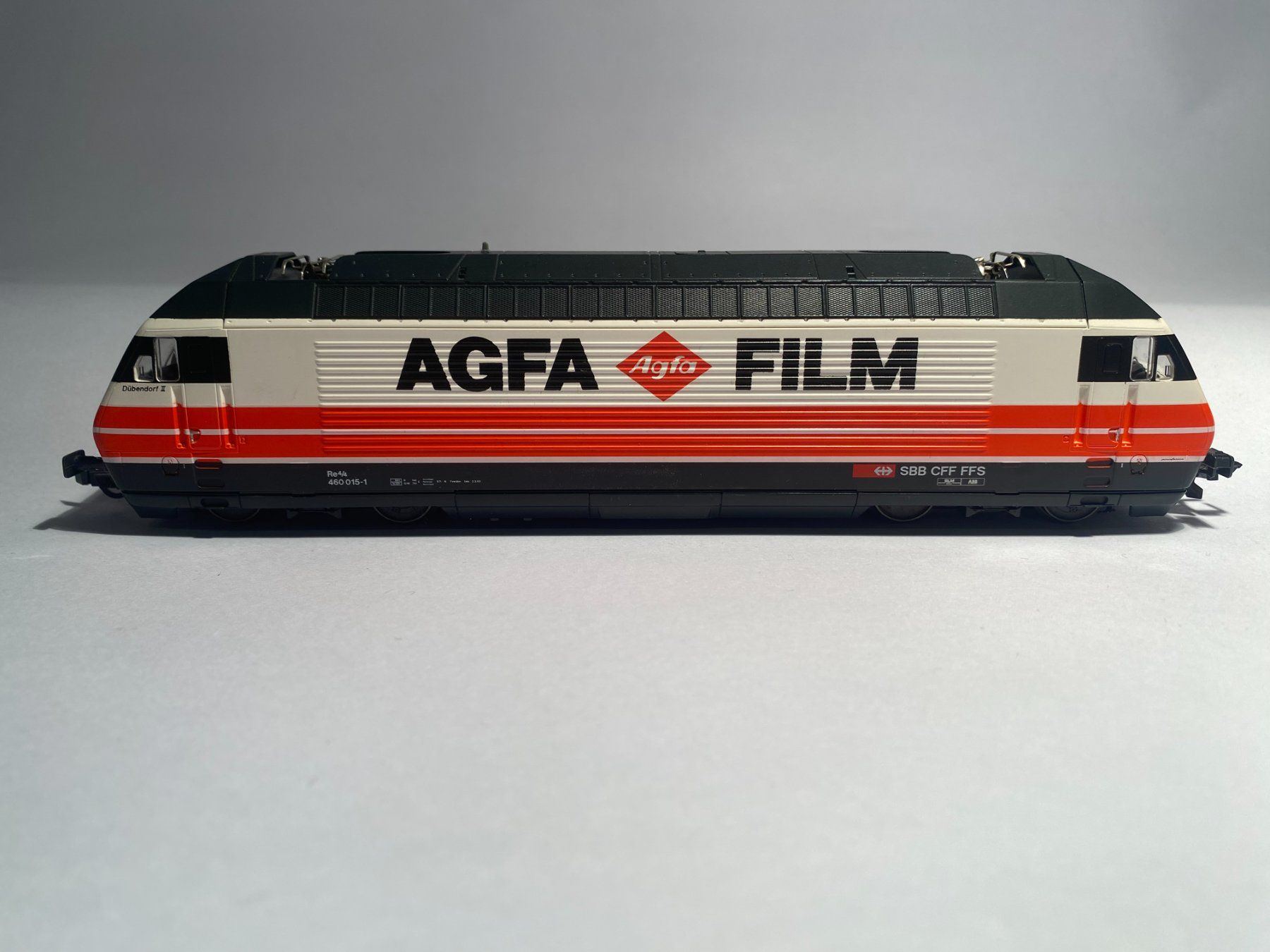 Roco Modellini di ferrovie: ROCO E-Lok SBB RE460 AGFA weiss, DC Analog – Usato da Buchrain venduto da Modellbahn11 2