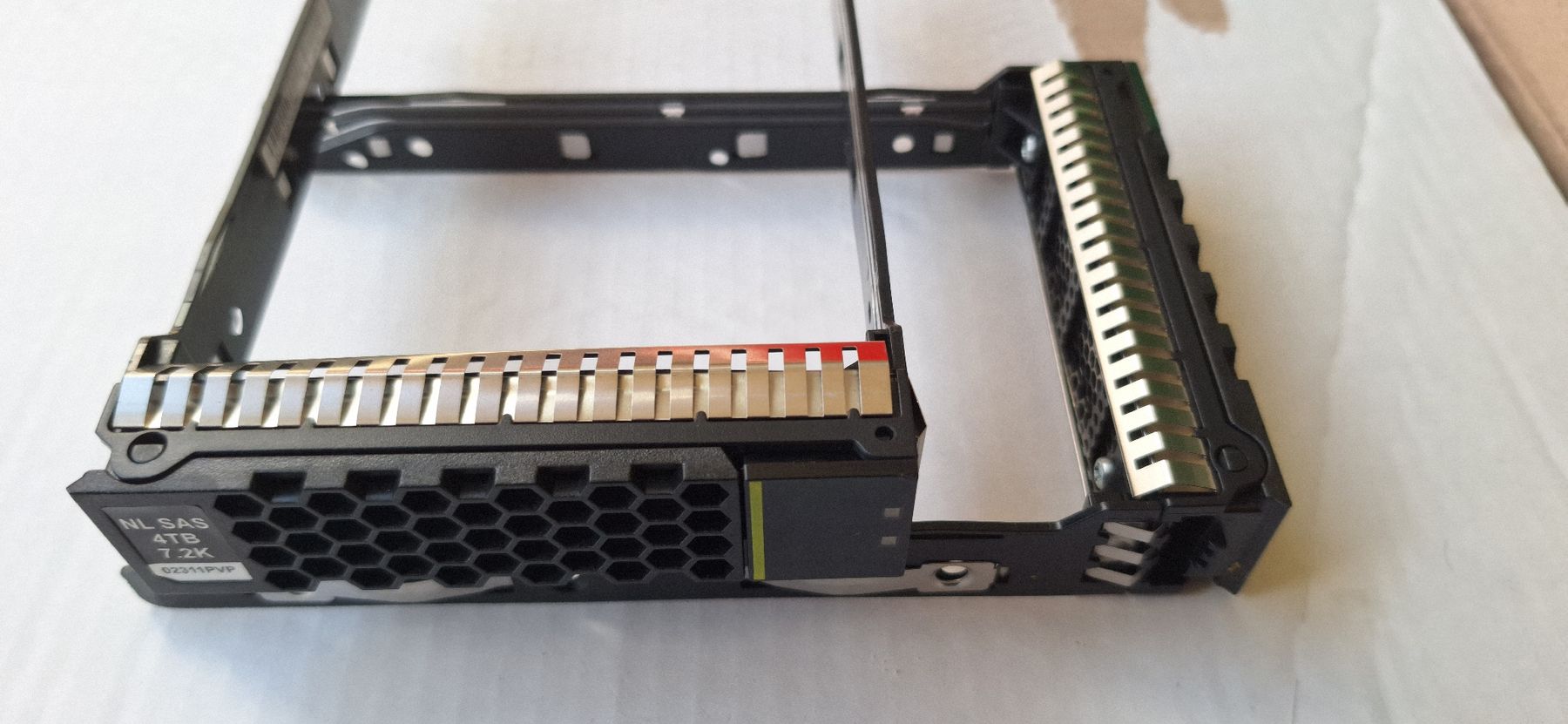 Huawei Unità & Adattatore: Festplatten-Einbaurahmen Huawei – Usato da Menziken venduto da yuc_686j