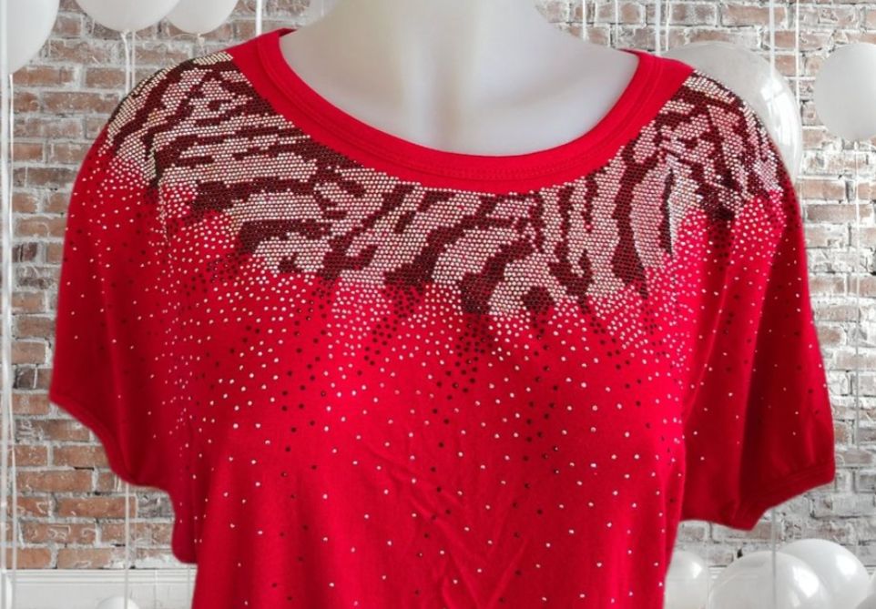 T-Shirts: Rotes Glitzer-Shirt, Grösse S/M, neu – Neu (gemäss Beschreibung) aus Sursee von Aniri 1