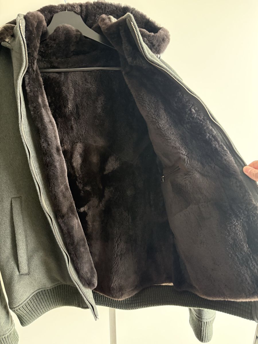 Loro Piana Giacche: Tiberio Castor Fur and Wool Jacket – Nuovo e nell'imballaggio originale da Genève venduto da luc_5q8p 1
