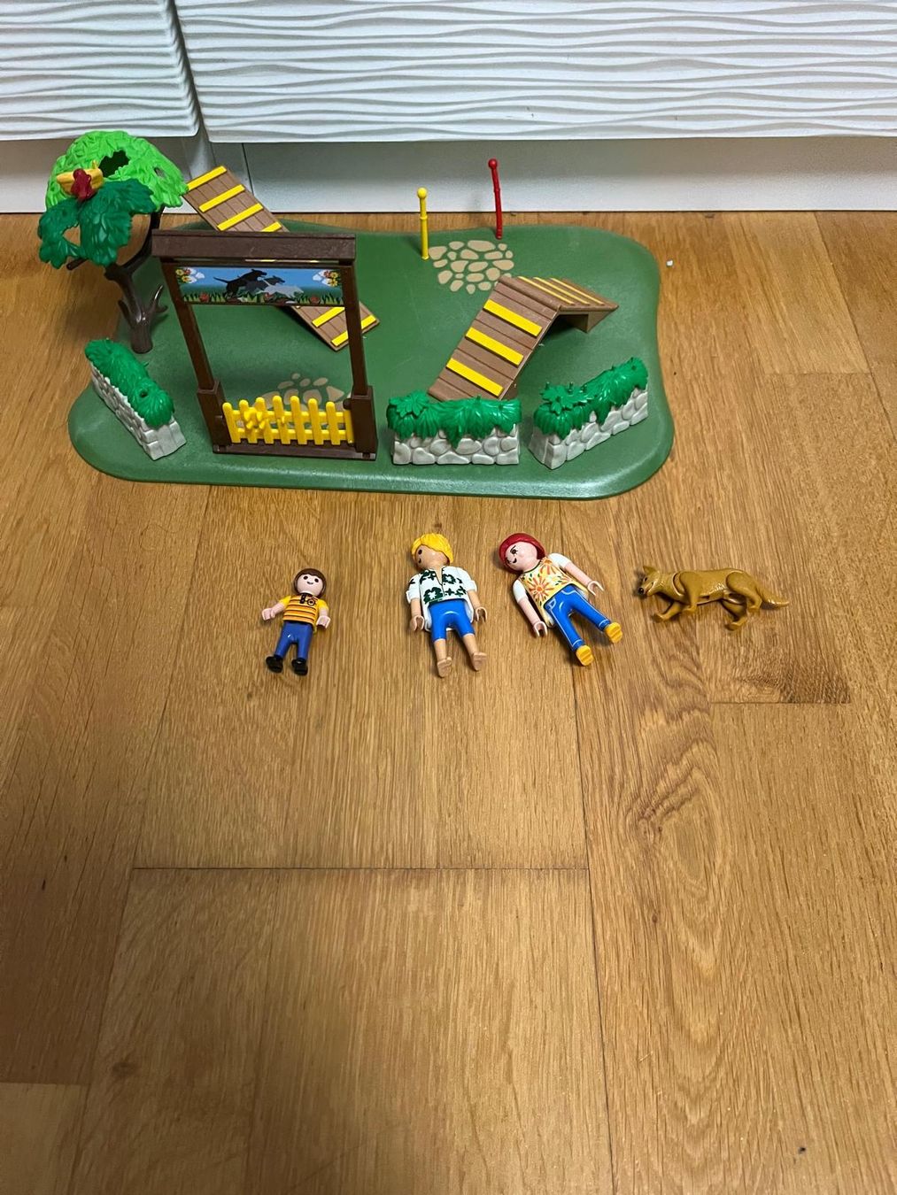 Playmobil Giocattoli: Playmobil Hundeschule 6145 – Usato da Biel/Bienne venduto da Aare5