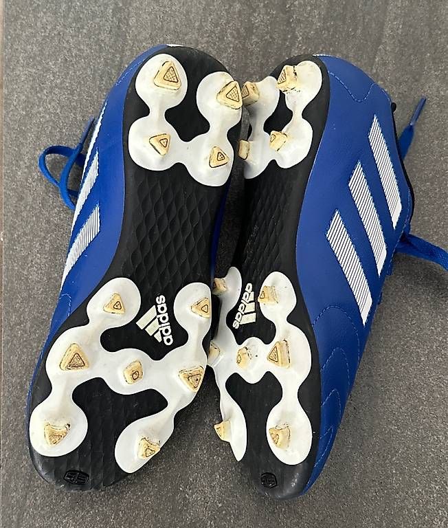 Adidas Herrenschuhe: Fussball Schuhe Adidas Gr. 35 – Gebraucht aus Sirnach von toschka-74 1