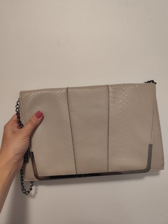 Elegant Grey Clutch Bag with Chain Detail - Summer!