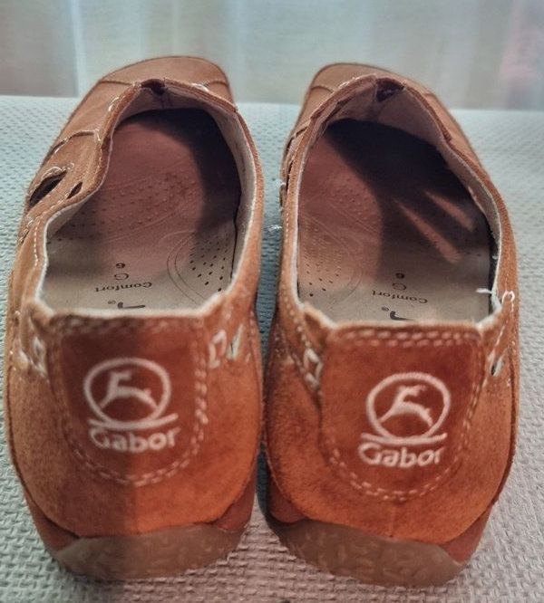 Gabor Scarpe da donna: GABOR Loafer / Halbschuh Wildleder orange, Gr 6 – Usato da Basel venduto da Mamaree 2