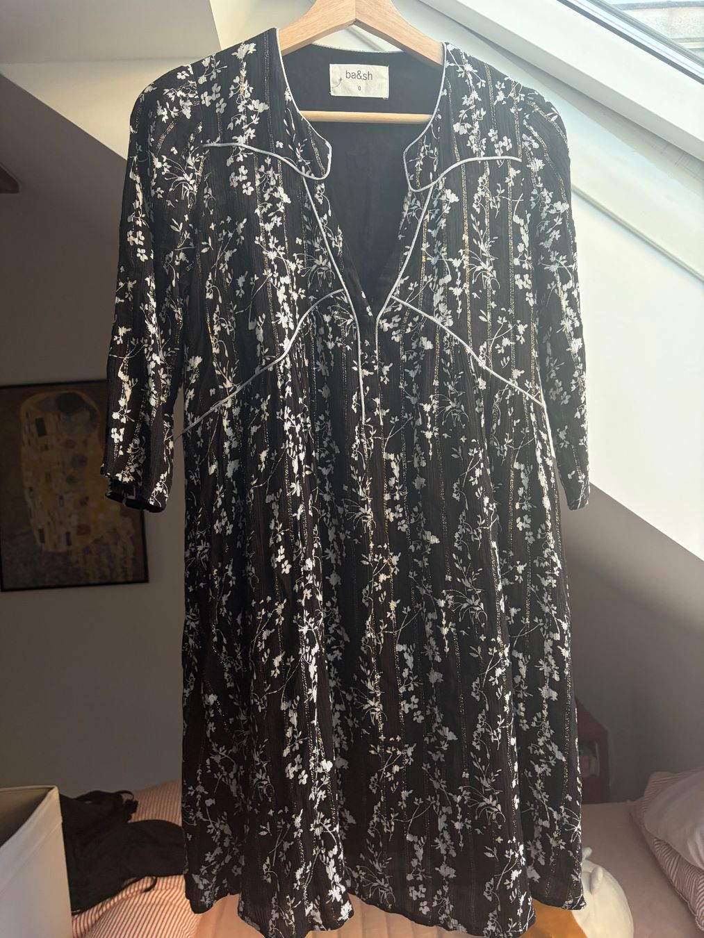 Ba&Sh Vestiti: Robe Ba&sh fleurie noire taille 0 – Usato da Lausanne venduto da dia_9hn2 2