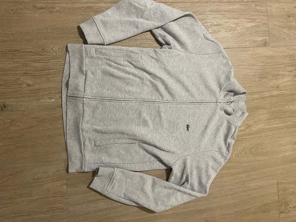 Lacoste Maglioni & Felpe: Lacoste Classic Fit Zip Hoodie – Nuovo (secondo la descrizione) da St. Gallen venduto da sgs_y5j7