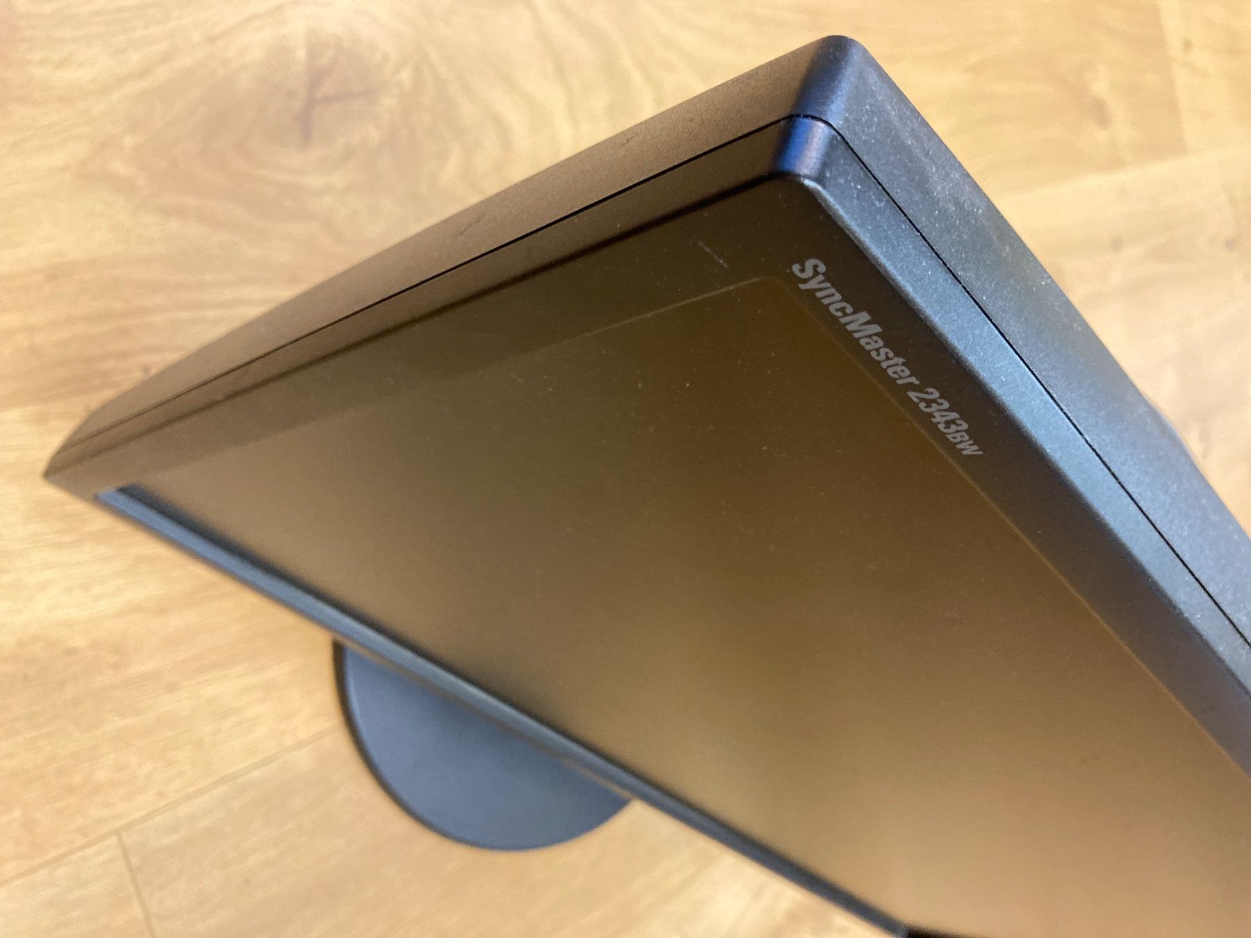 Monitor: Monitor Samsung SyncMaster 2343BW schwarz Bildschirm – Usato da Seuzach venduto da foifer 2