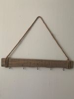 Rustikaler Wand-Schlüsselhalter aus Holz