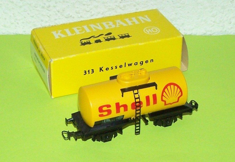 Kleinbahn Modellini di ferrovie: Kleinbahn H0 313 SHELL Kesselwagen ÖBB, originalverpackt – Nuovo (secondo la descrizione) da Brüttisellen venduto da Rentner44zh 2