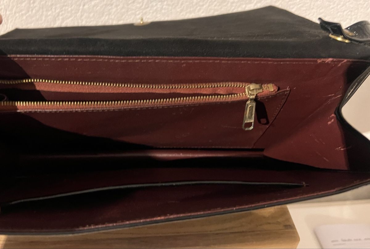 Taschen für Damen: Pochette noire brillante, vintage – Gebraucht aus St-Pierre-Clages von ste_xk6p 2