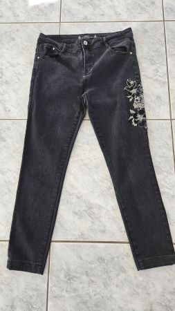 Mid Waist Jeans Gr. 42 schwarz, bestickt mit Blumen Stretch