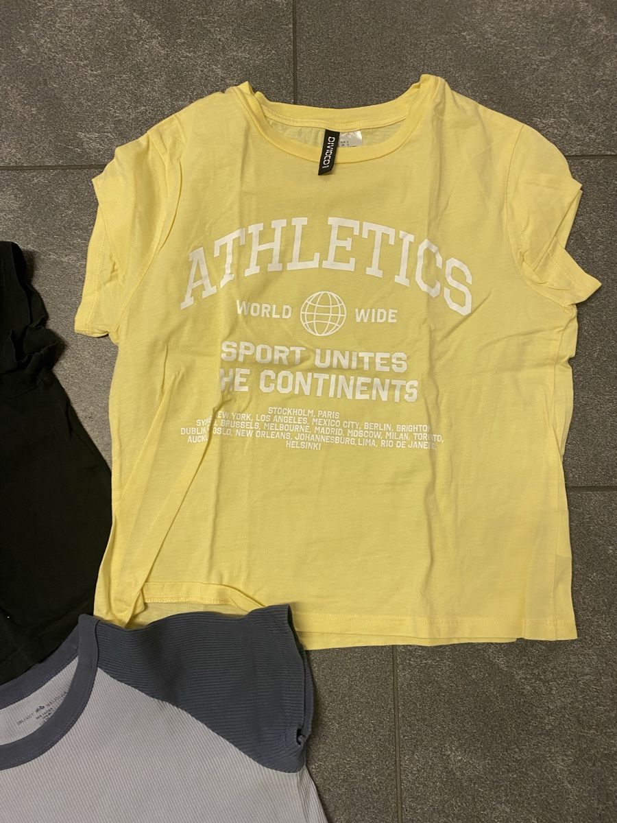 T-shirt: T-Shirt 3 Stk. Gr. S – Usato da Baar venduto da kamasija 3