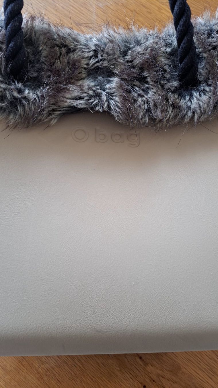 Obag Borse da donna: OBag Tasche mit mit abnehmbarem Kunstfell, NP: 150.- – Usato da Massagno venduto da Michaela.F 3