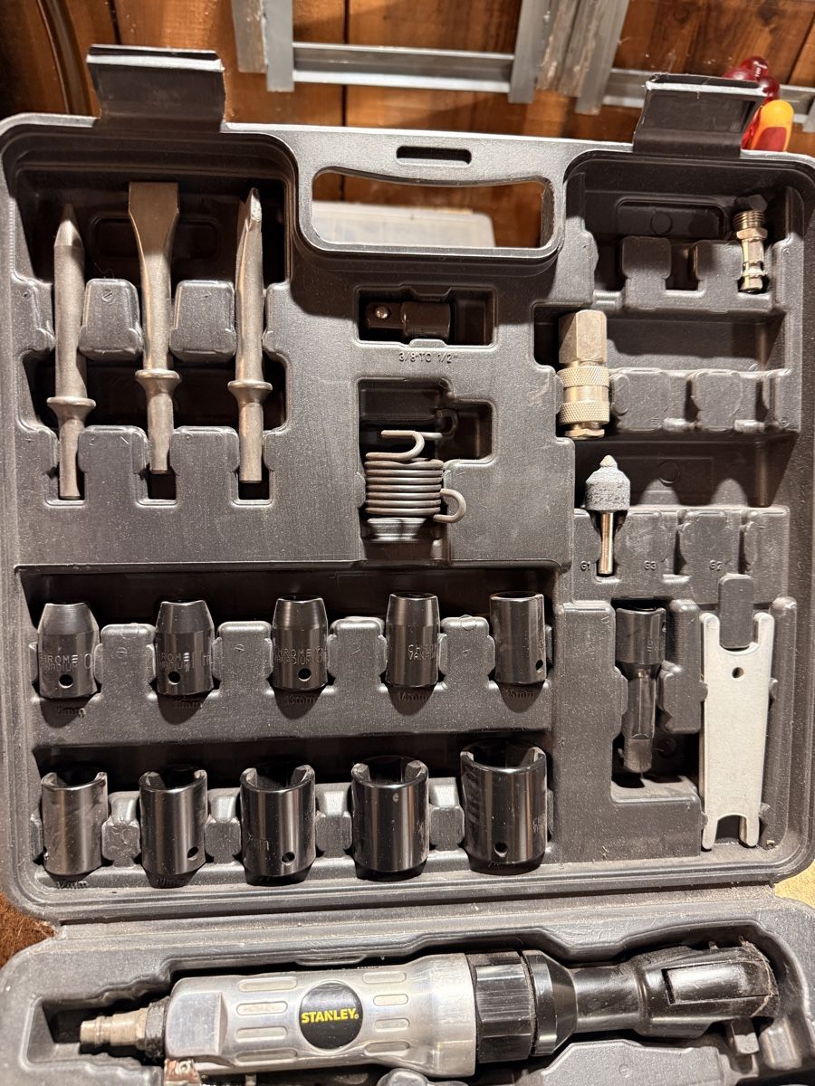 Stanley Tous les outils: Outil air comprimé Stanley  – D'occasion à Bernex par timtimkodak 2