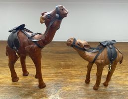 Statuettes de  chameaux