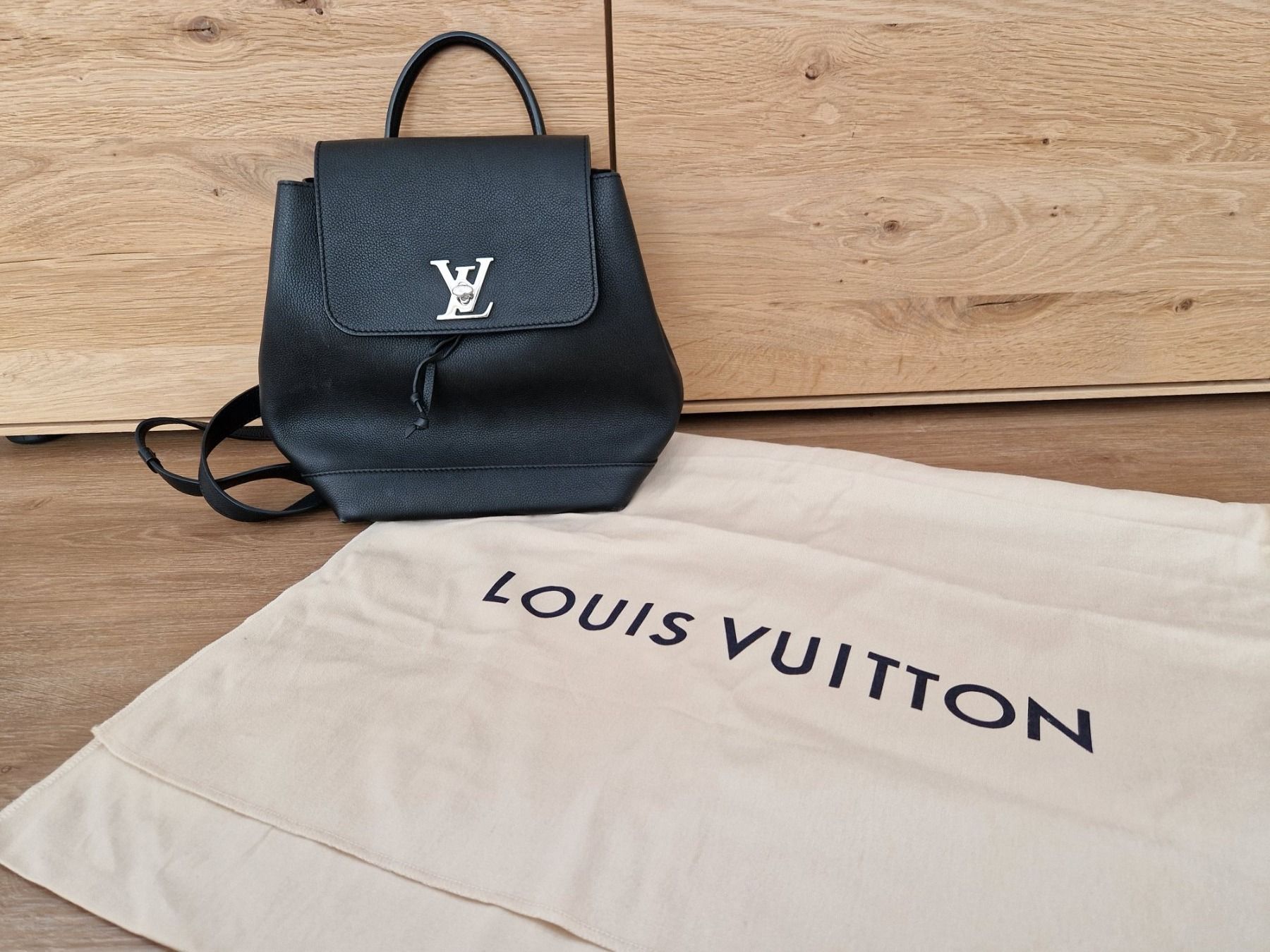 Louis Vuitton Rucksäcke: 🎁Louis Vuitton Rucksack❤️ – Gebraucht aus Kriens von Ivana4