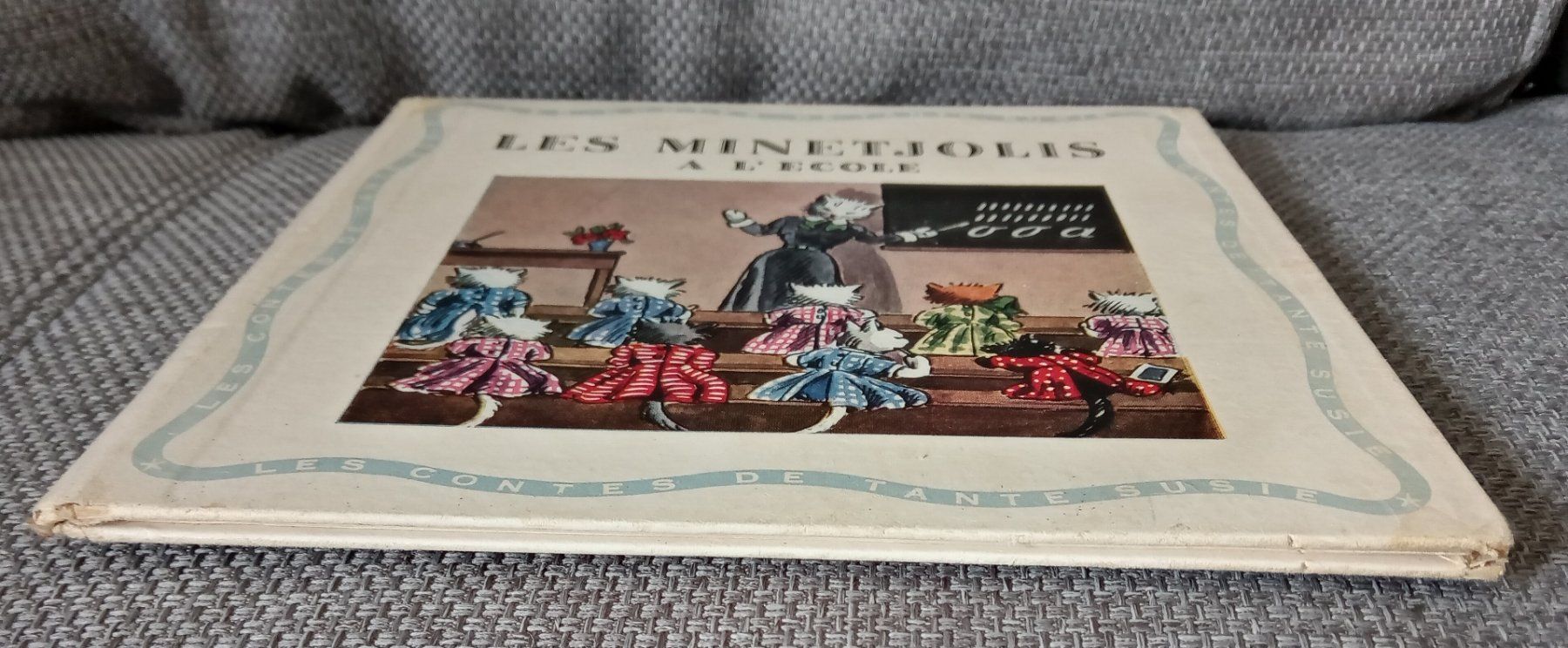 Bücher: Marcelle Boué, LES MINETJOLIS À L'ÉCOLE . 1952 – Gebraucht aus Le Locle von borgespatricia 4