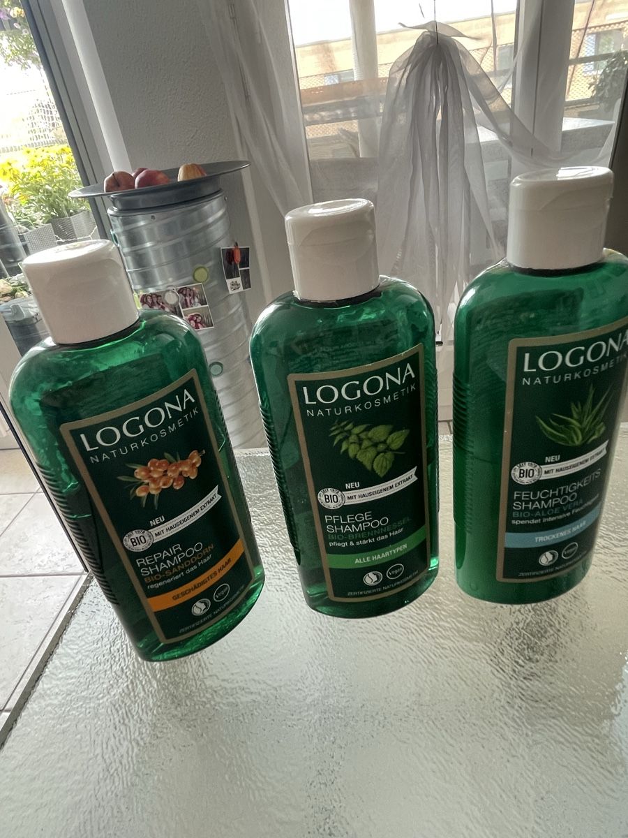 Produits de soins capillaires: Logona Spülung/Shampoo – D'occasion à Steffisburg par nadine1211971 1