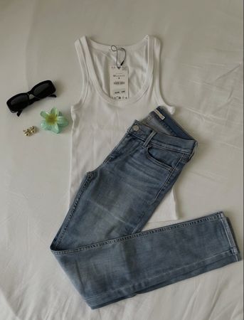 Jean Levi's 710 Super Skinny