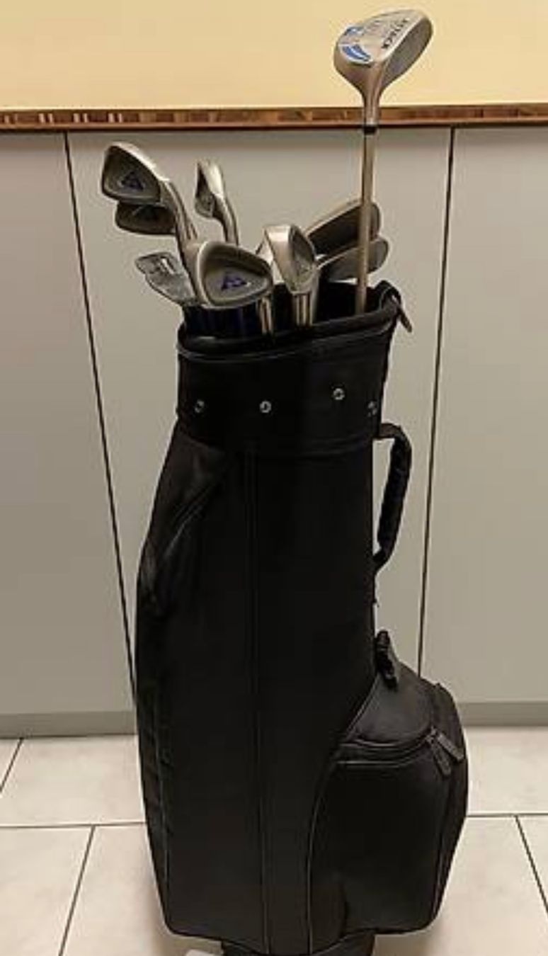 Mazze & Set: Golftasche mit Golfschläger – Usato da Basel venduto da tif_m2h6 4