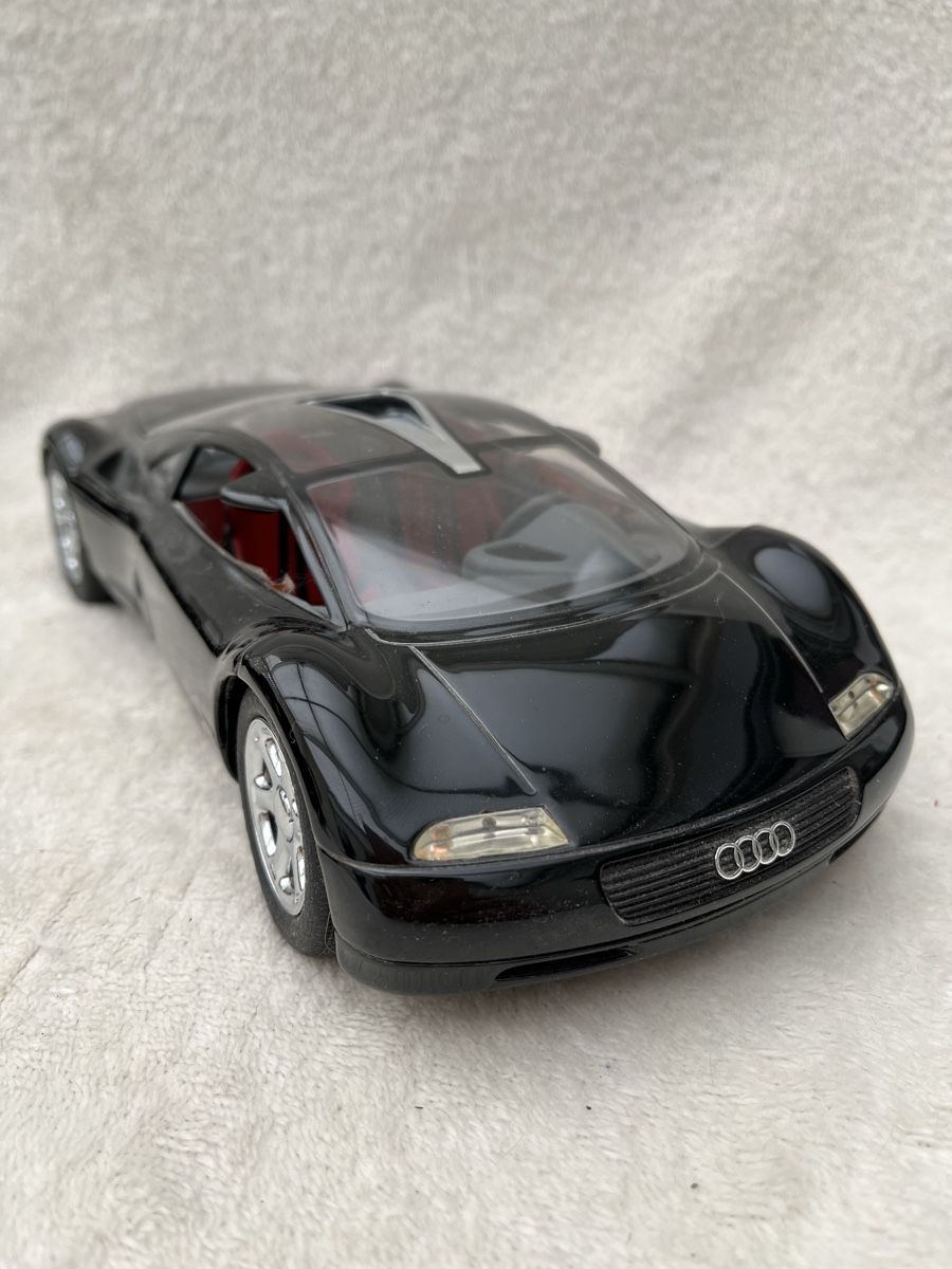 Audi Modellini d'auto: Audi Avus W12 1994 – Nuovo (secondo la descrizione) da Oberweningen venduto da mer_2yn9