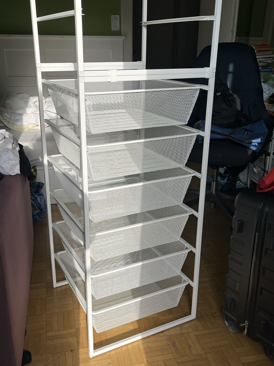 Ikea Porte manteau: Regal, Gestelle, Ikea, Jonaxel – D'occasion à zürich par Kathyk 1